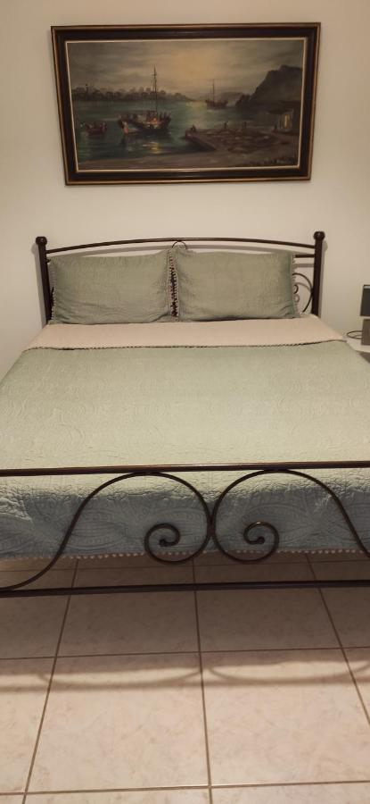 Ostria Apartment Ierissós Ngoại thất bức ảnh